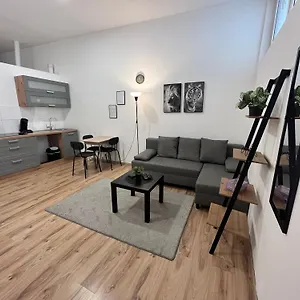 apartement-central-40qm-wi-fi-free-parking-calm-back-house.dortmundhotels.net/